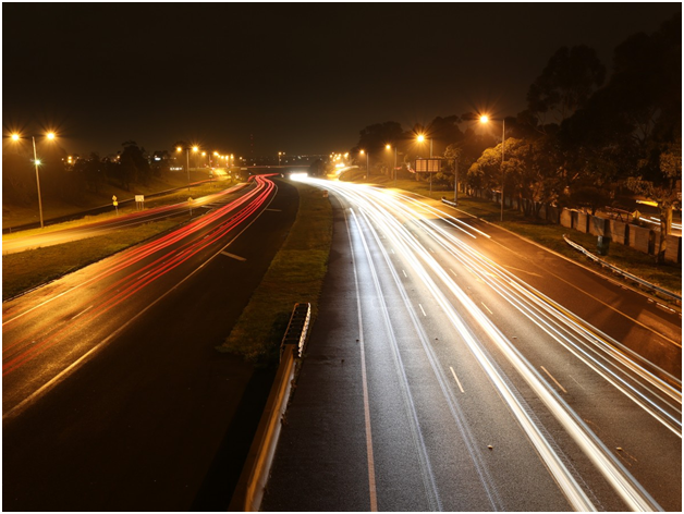 5 ways to drive more safely at night