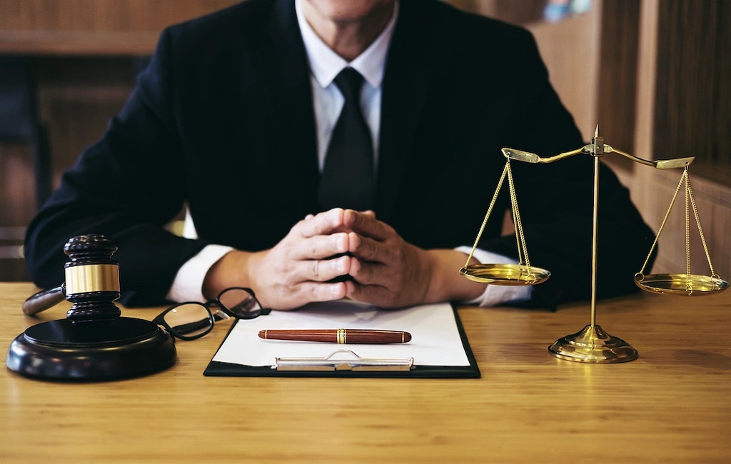 Why You Need a Criminal Defense Attorney: A Guide to the Benefits